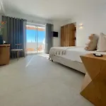 Calistus Mykonos *