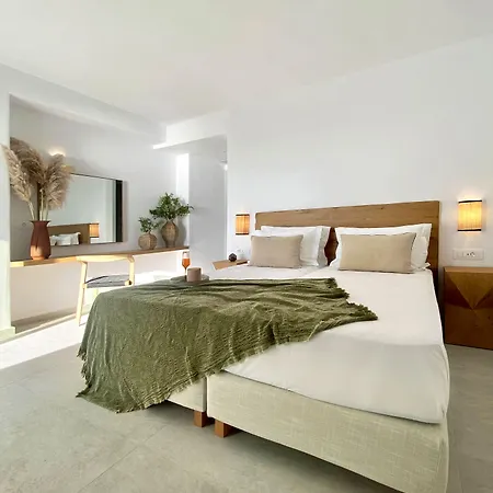 Calistus Mykonos *